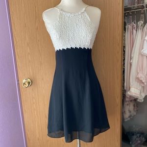 Vintage Floral Contrast Dress